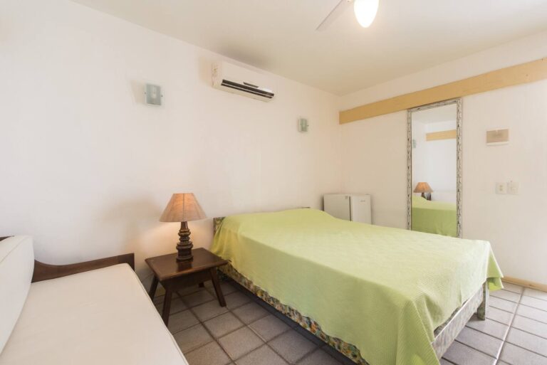 574eab1f-779b-48eb-a5ba-af956887a86a