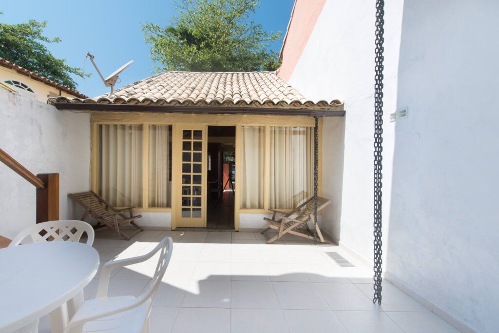 CASA PÉ NA AREIA À VENDA EM GERIBÁ – BÚZIOS