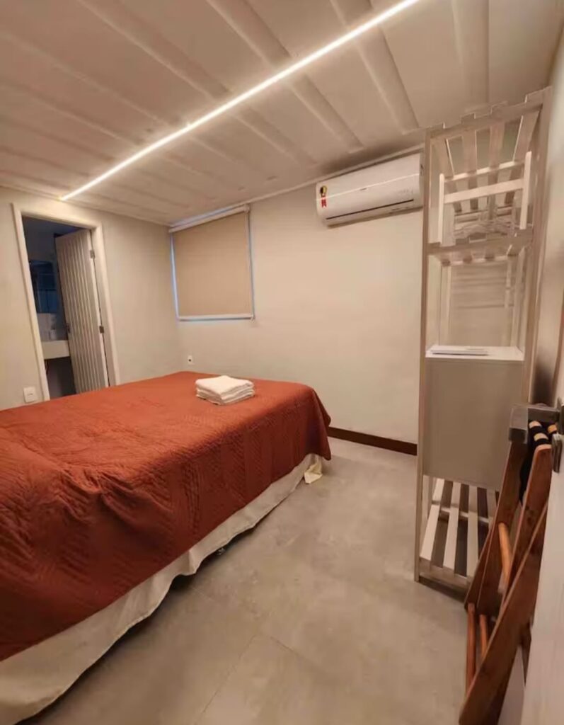 CASA EM BÚZIOS COM VISTA PARA MAR