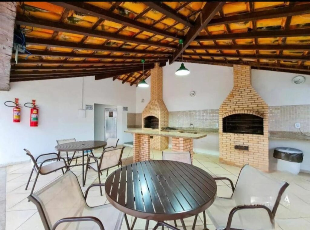 CASA PÉ NA AREIA COM VISTA PARA O MAR EM GERIBÁ – BÚZIOS