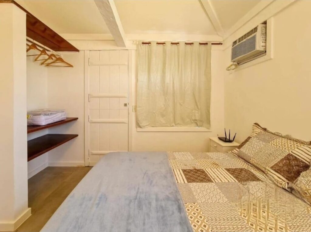 CASA PÉ NA AREIA COM VISTA PARA O MAR EM GERIBÁ – BÚZIOS