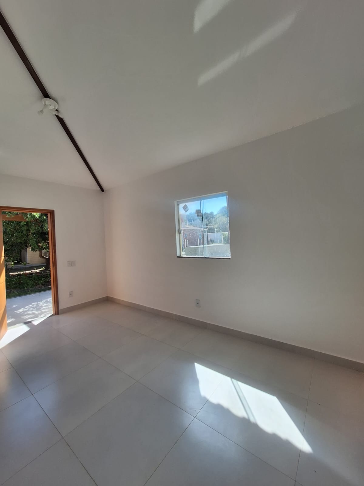 WhatsApp Image 2025-12-18 at 14.35.16 (1)