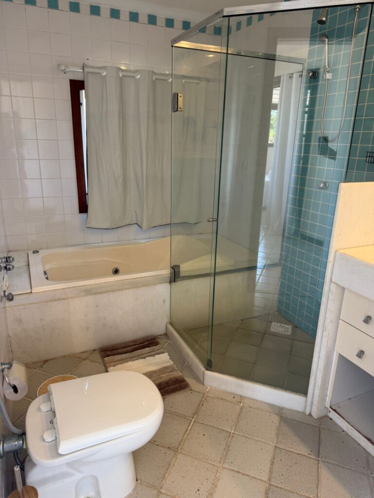 CASA DE ALTO PADRÃO EM BÚZIOS PARA 16 PESSOAS