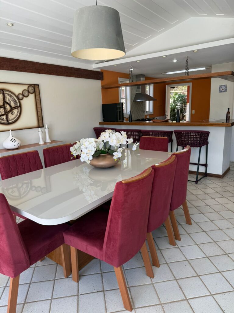 CASA DE ALTO PADRÃO EM BÚZIOS PARA 16 PESSOAS