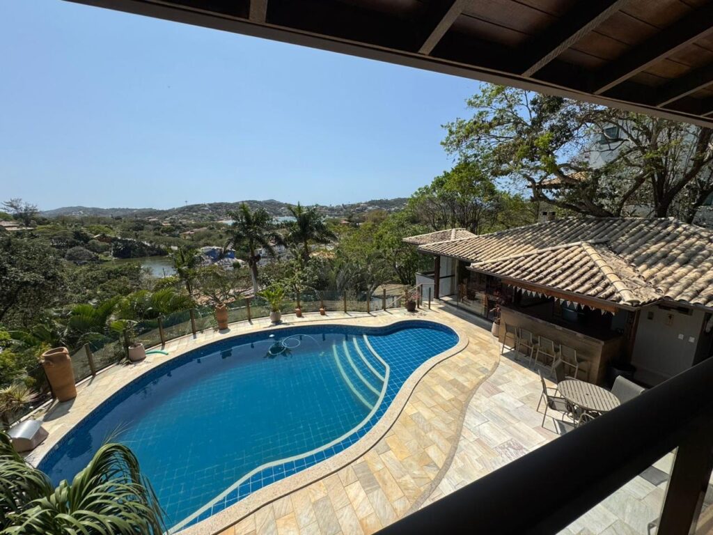 CASA NA PRAIA DA FERRADURA PARA 13 PESSOA