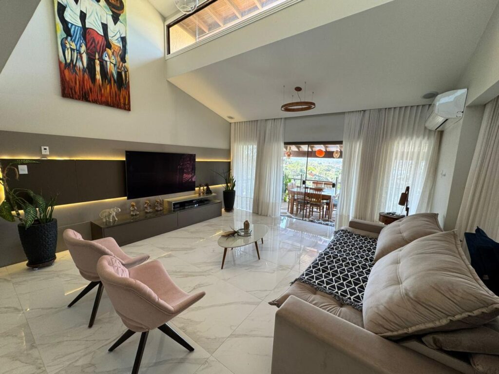 CASA NA PRAIA DA FERRADURA PARA 13 PESSOA