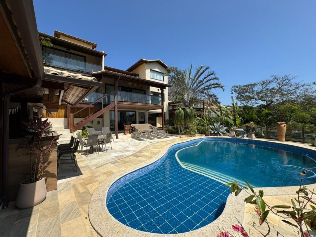 CASA NA PRAIA DA FERRADURA PARA 13 PESSOA