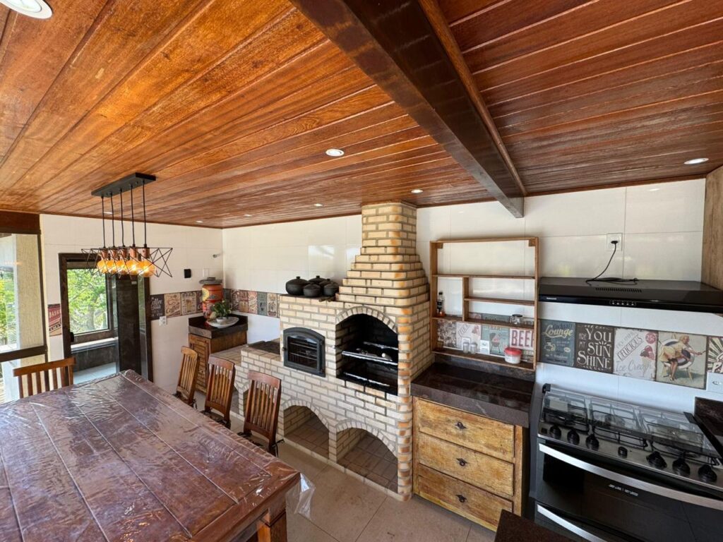 CASA NA PRAIA DA FERRADURA PARA 13 PESSOA