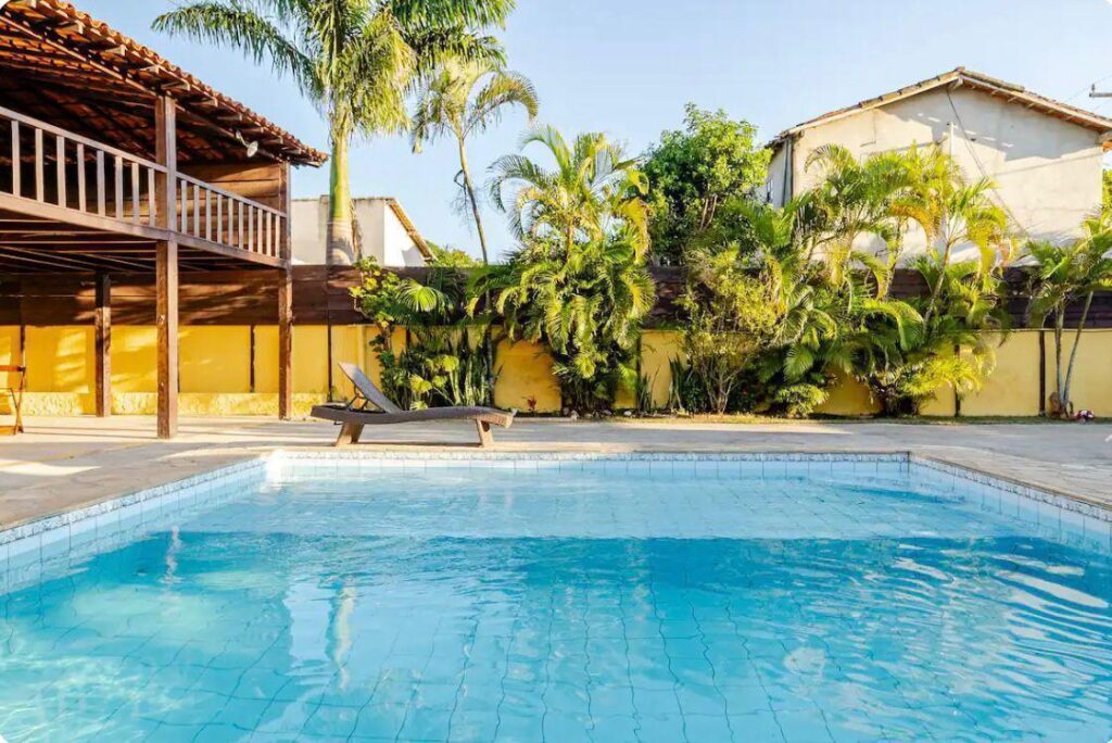 CASA PARA TEMPORADA EM BÚZIOS PARA 20 PESSOAS