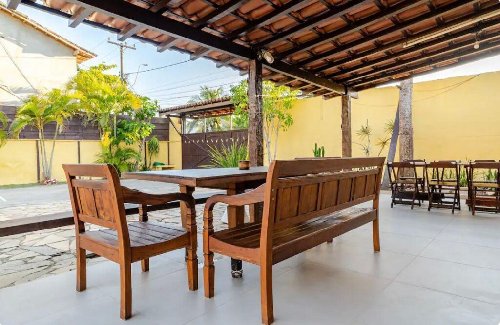 CASA PARA TEMPORADA EM BÚZIOS PARA 20 PESSOAS