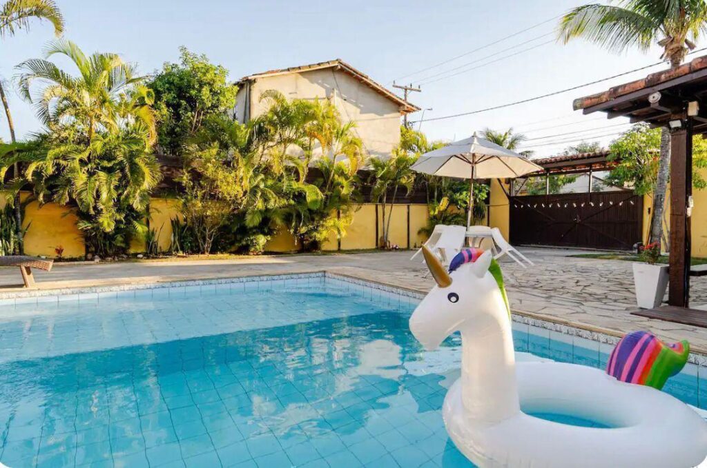 CASA PARA TEMPORADA EM BÚZIOS PARA 20 PESSOAS