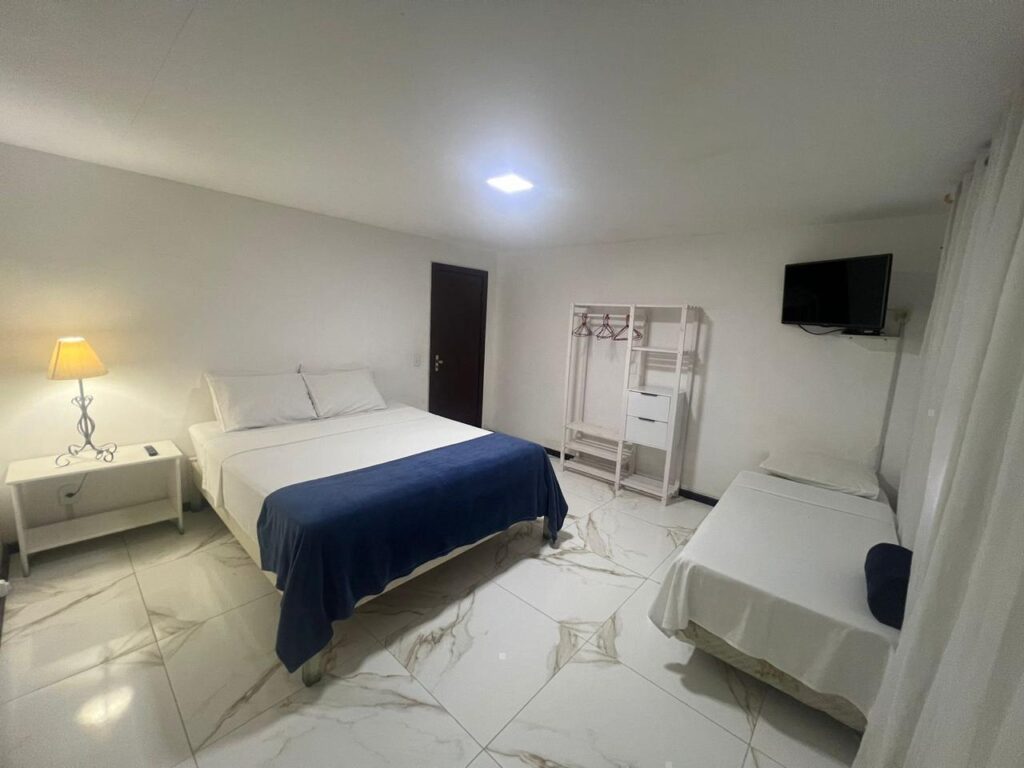 CASA PARA TEMPORADA EM BÚZIOS PARA 20 PESSOAS