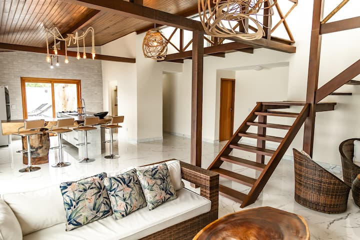 CASA PARA TEMPORADA EM BÚZIOS PARA 12 PESSOAS l PISCINA